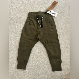 Molo - Ashton Jogger, Olive Green, New w/Tags, size 3T, 100% organic cotton.
